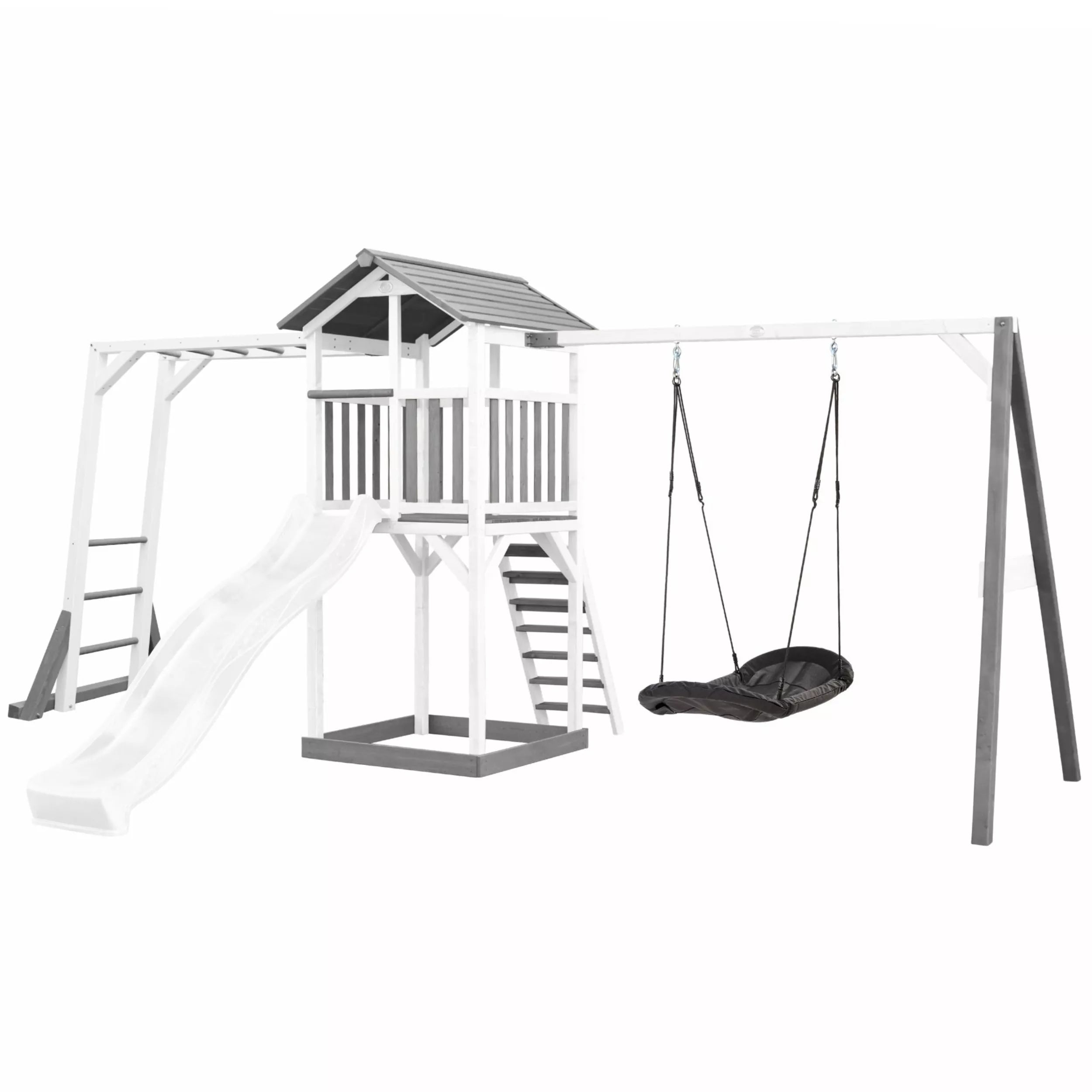 AXI Medinė Žaidimų Aikštelė